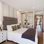 Cosy With Pool 2 *