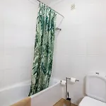Cosy With Pool 2 *