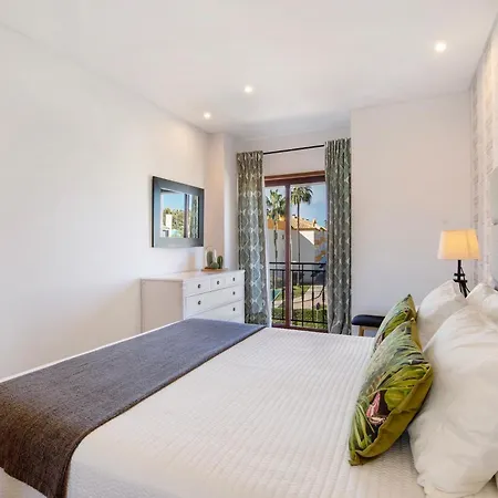 Apartment Cosy With Pool 2